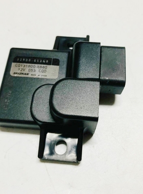 适用铃木锐爽摩托车EN125-2F HJ125-18国三电子点火器CDI
