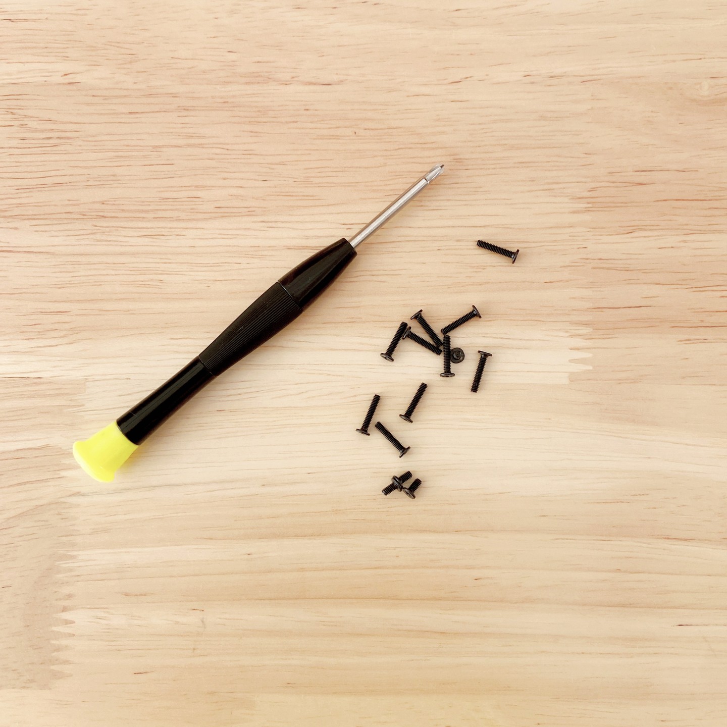 适用联想拯救者螺丝 Y7000P R9000P R7000笔记本后盖 D壳外壳螺丝,3C数码配件,笔记本零部件,淘宝优惠券,粉丝福利购,淘宝优惠卷