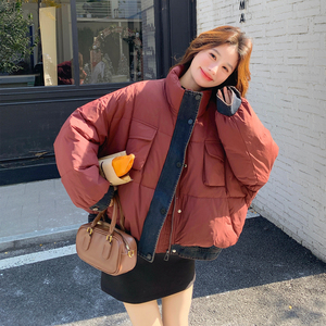 红色复古牛仔拼接羽绒服女2025冬季新款设计感保暖加厚白鸭绒外套图片