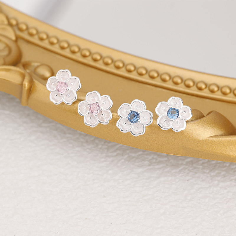 s925纯银拧扣锆石樱花耳钉梅花