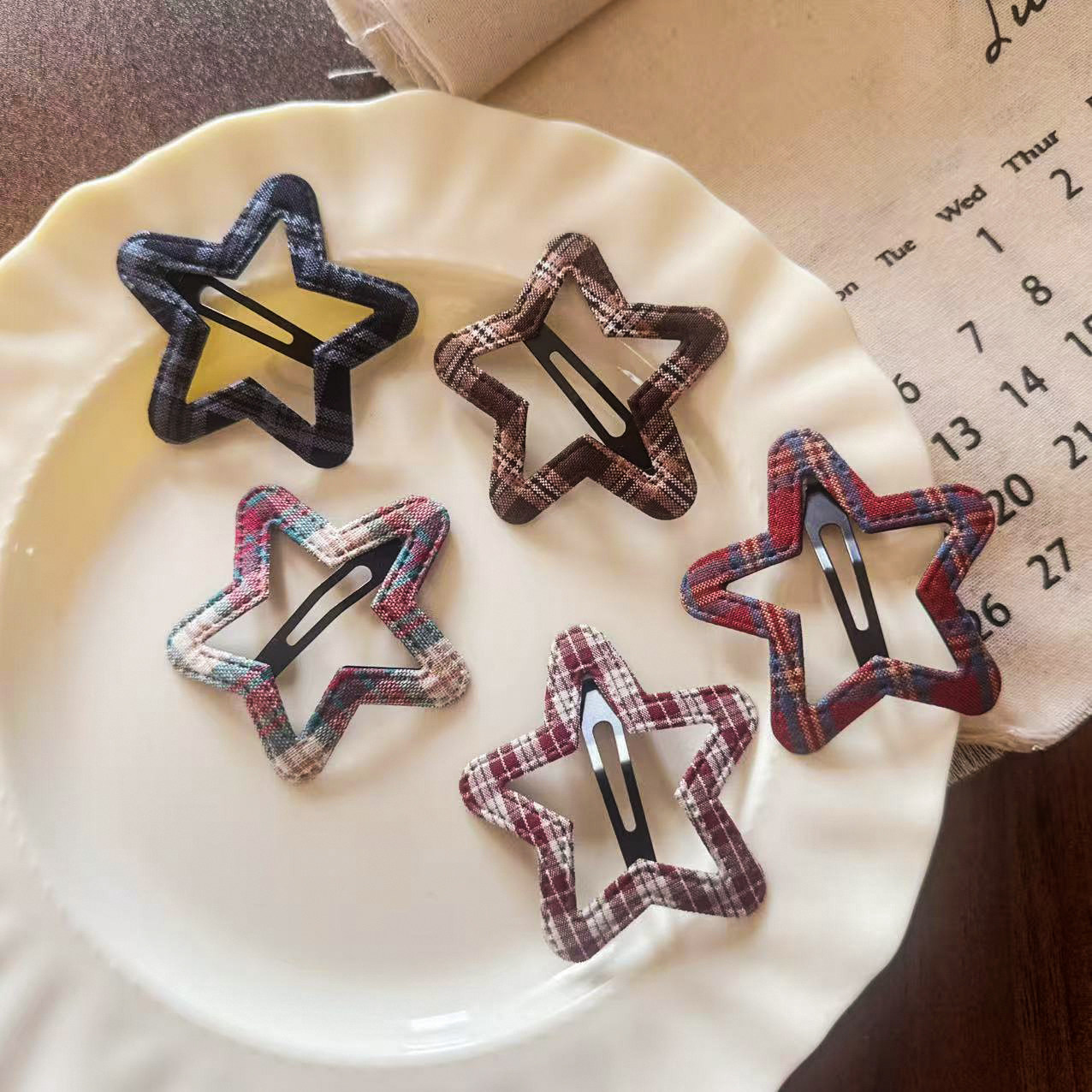 韩系风格五角星发夹女格纹布艺边夹甜美可爱发饰头饰复古刘海夹星