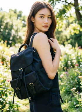 老鼠货tb黑色降落伞布双肩包女通勤休闲大容量多口袋抽绳轻便背包
