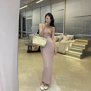 高知风连衣裙女2025新款浅春系穿搭法式气质修身粉色无袖针织长裙