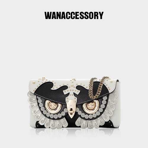 特别款黑白柳丁信封包