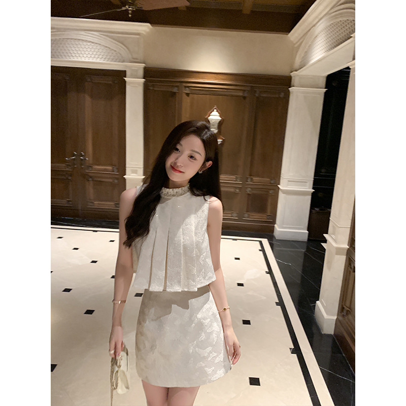 定制面料镶钻钉珠百褶上衣&半裙