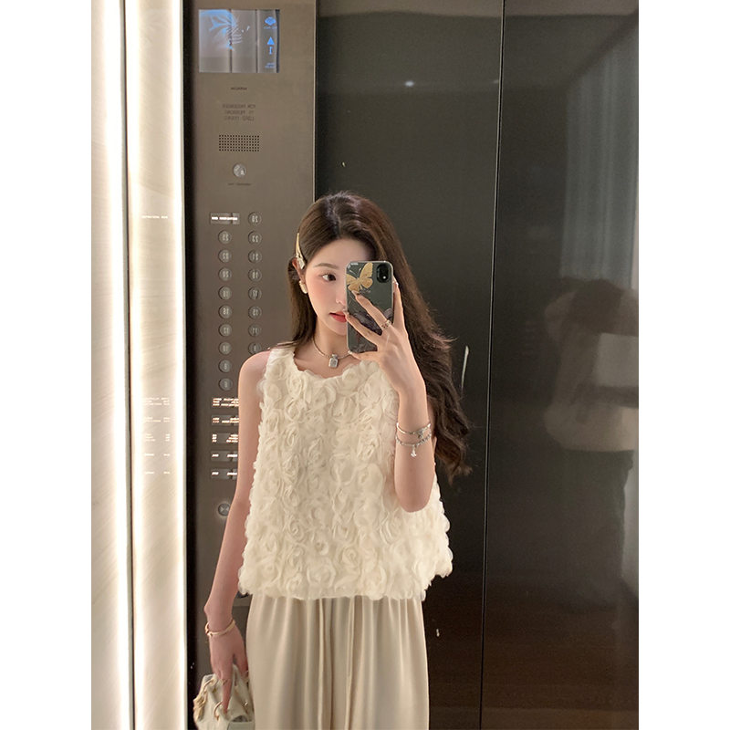 法式设计感立体玫瑰花无袖上衣