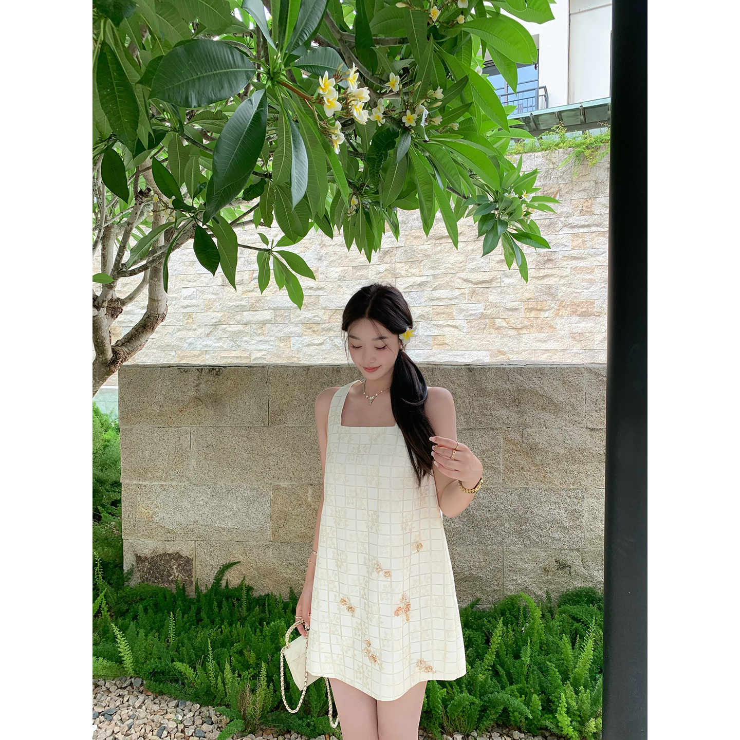 cchen陈陈 星点花蔓-轻奢千金风短款连衣裙女夏季白色背心吊带裙