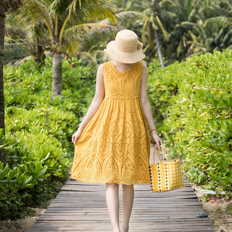 冉裳原创仙女森系纯棉绣花连衣裙