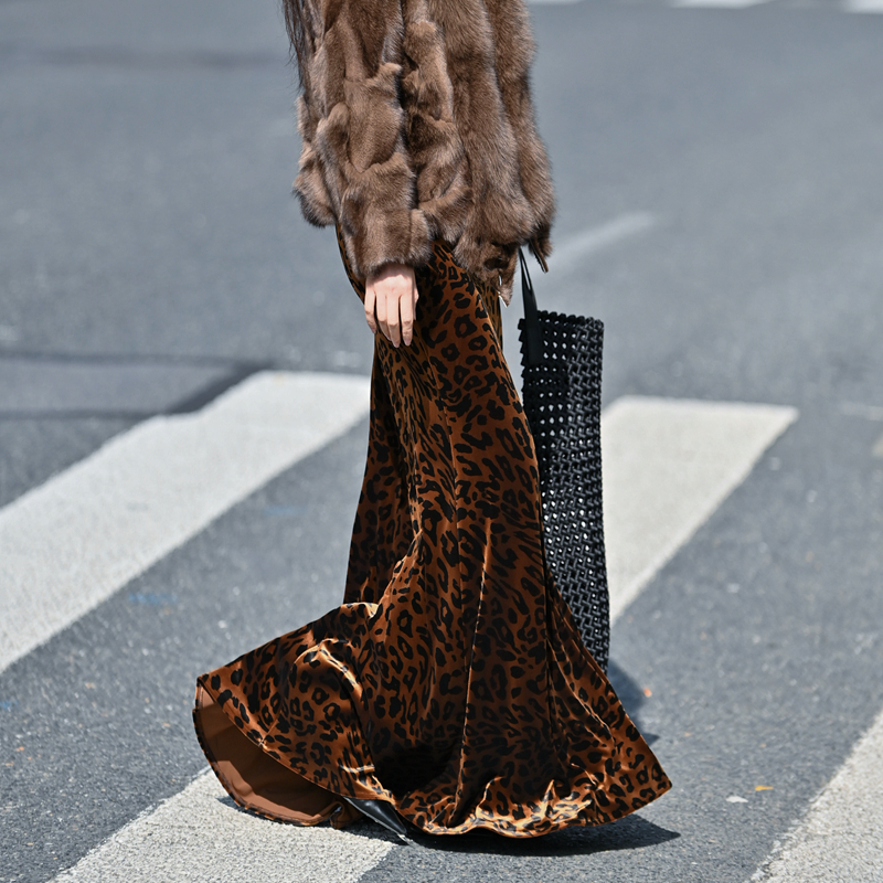 豹纹丝绒超大摆加长款鱼尾半身裙