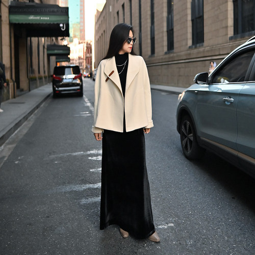 2025冬季原创新款宽松版超细羊毛纯手工双面绒大衣短款毛呢外套