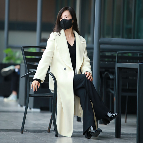 双面呢全羊毛中长款系带大衣女