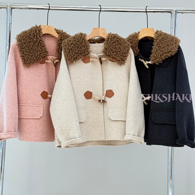 学院风牛角扣双面呢羊毛大衣