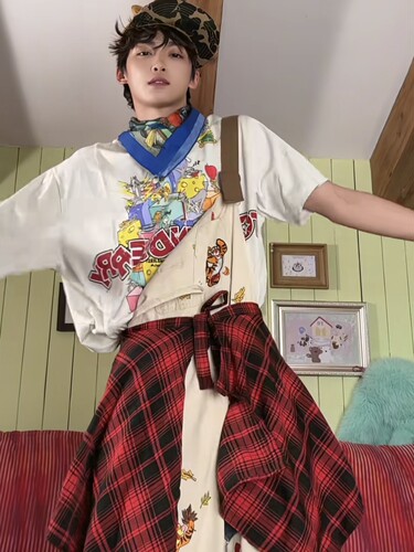 梓渝C2明星同款美式复古卡通小熊刺绣休闲背带裤宽松显瘦男女同款