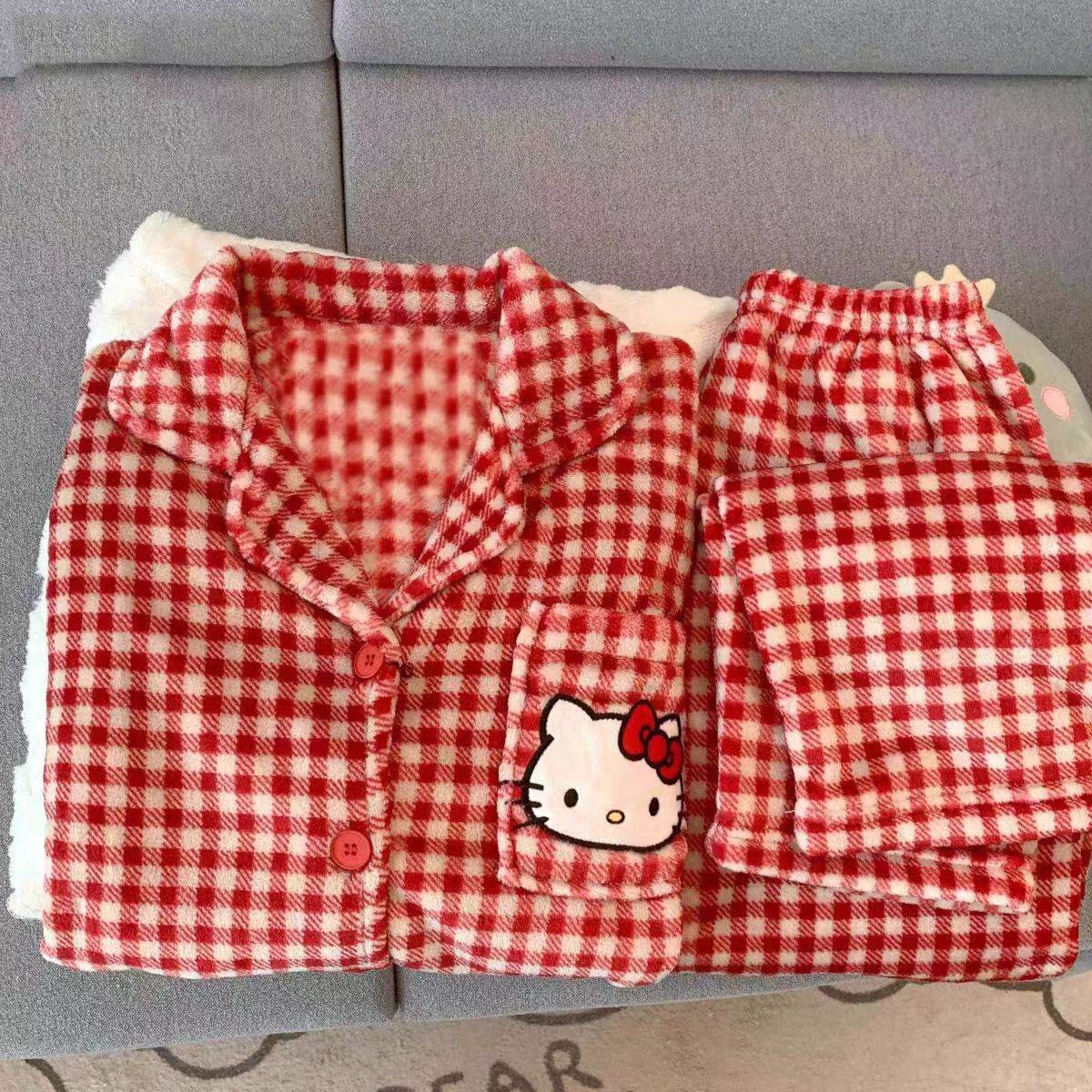 日系KT猫睡衣女秋冬季珊瑚绒加厚甜美卡通法兰绒可爱家居服两件套