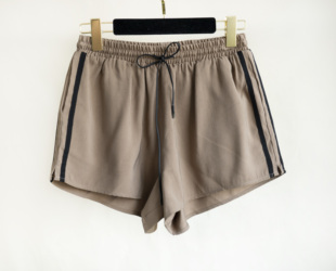 短裤 撞色两条杠宽腿棉质松紧腰运动款 校园风 时尚