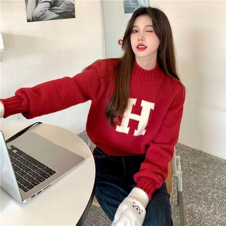 秋冬新款字母提花半高领软糯毛衣外穿女奶fufu宽松短款针织衫