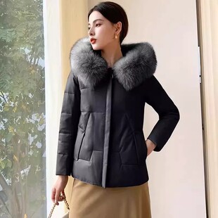 真皮羽绒棉服女2026新款冬中年妈妈海宁加厚保暖绵羊皮衣外套短款