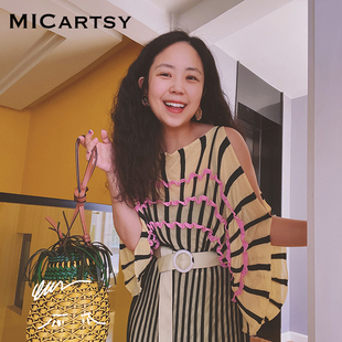 嵌粉色木纹边坑条针织连衣裙女夏季 MICartsy王紫珊2022春夏新款