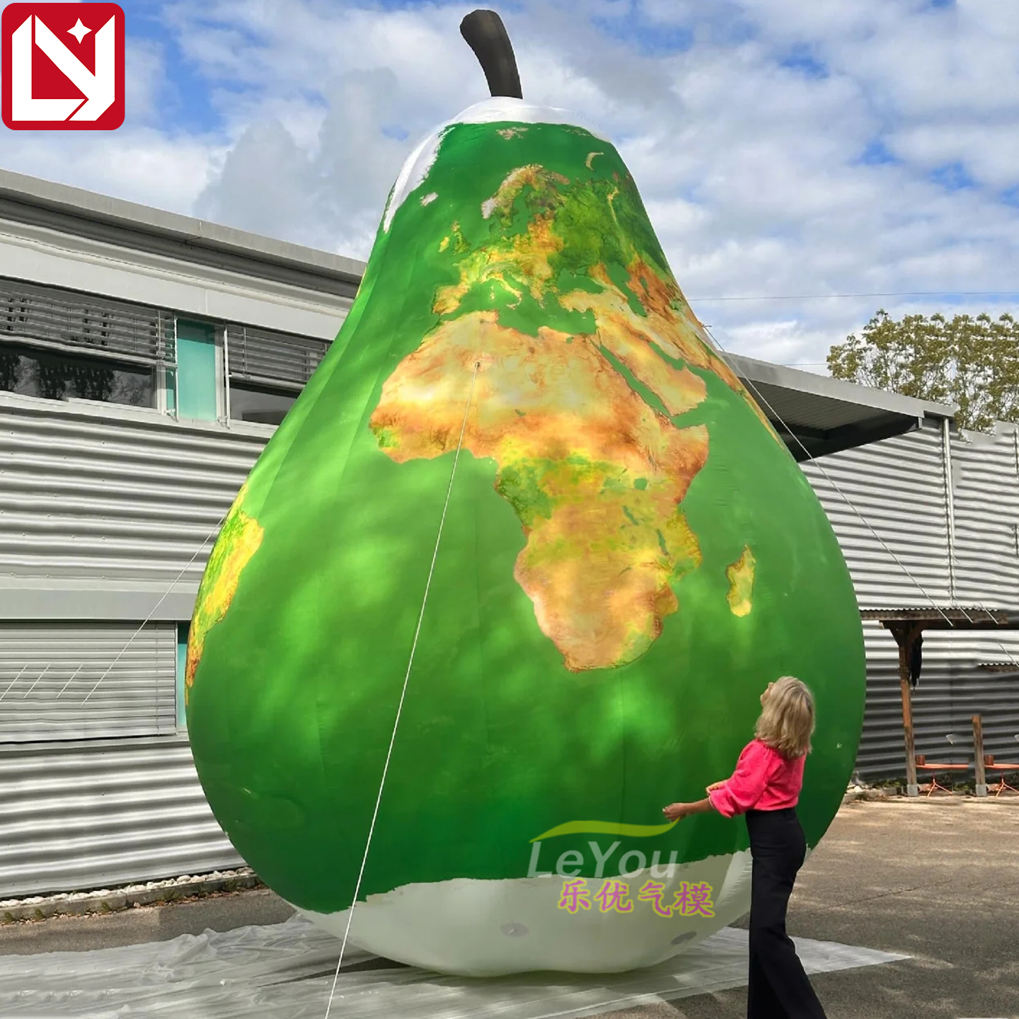 充气卡通世界地图梨子气模定制商场景区引流美陈装饰