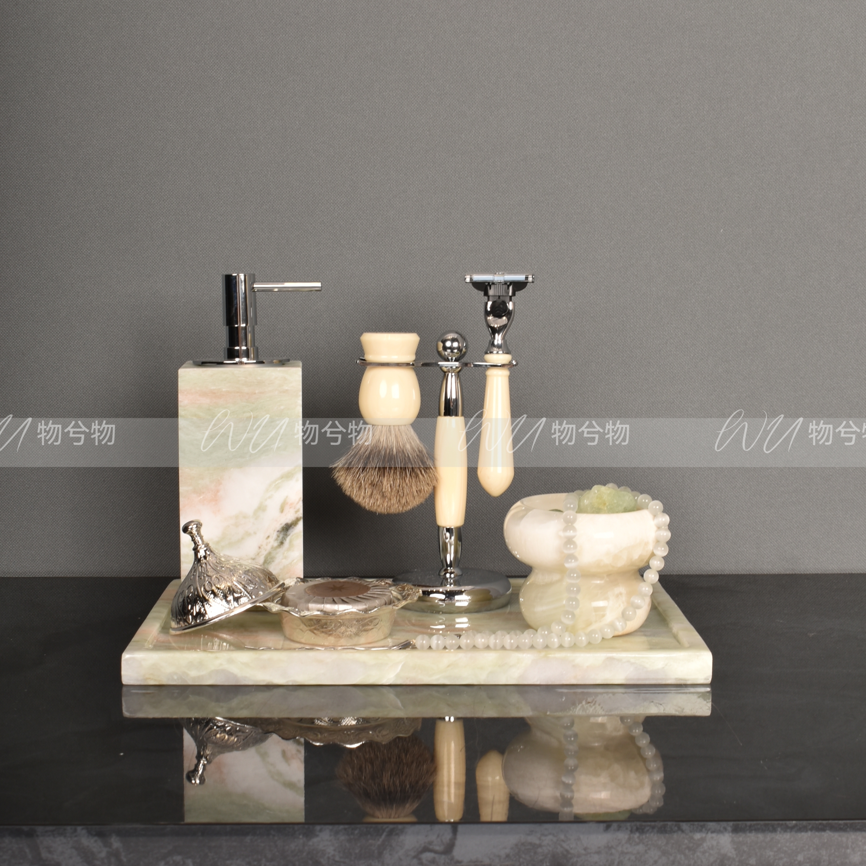 WU物兮物 现代轻奢样板间卫生间台面剃须套装生活化卫浴装饰摆件