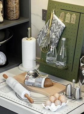 WU物兮物 现代样板间厨房台面纸巾座仿真面包调味瓶搭配饰品软装