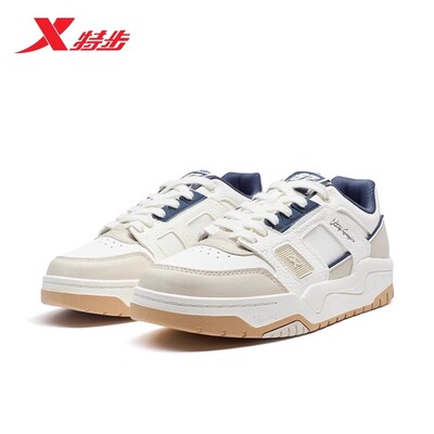 特步男鞋新晖板鞋轻便百搭