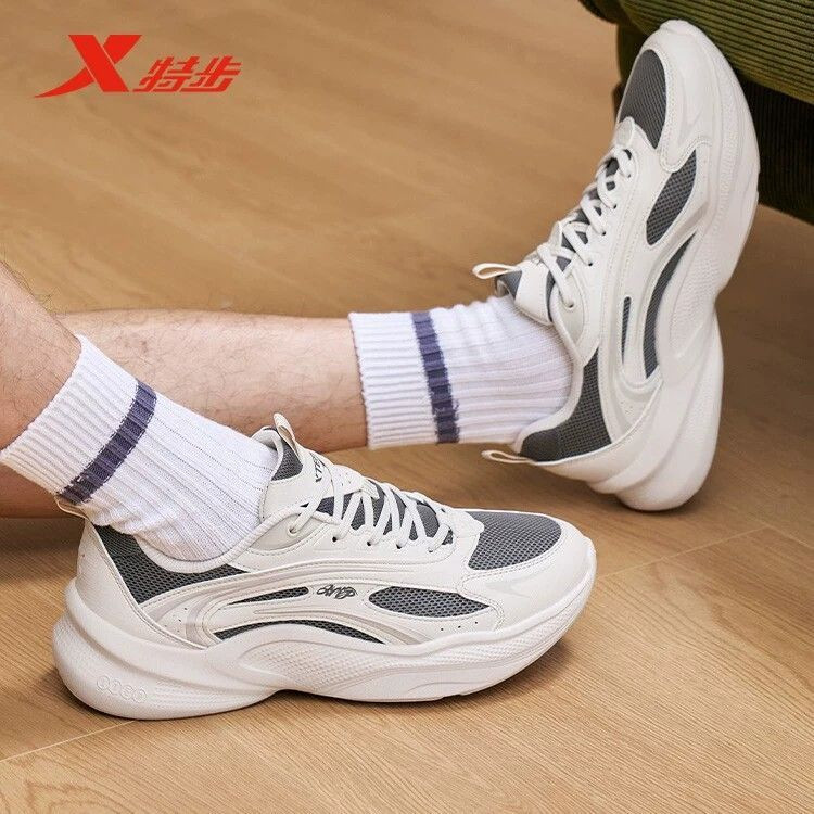 特步复古老爹鞋男百搭轻便
