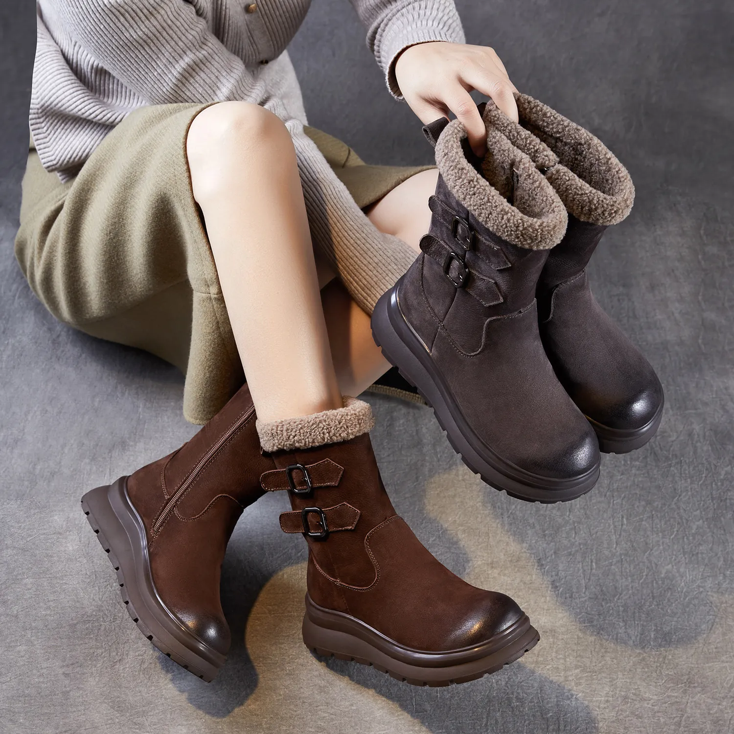 防滑厚底雪地靴女加绒加厚2025冬款皮带扣保暖毛口真皮中筒马丁靴