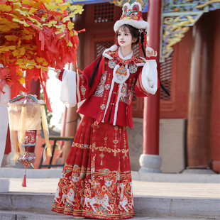马上迎財明制汉服女2025新款冬季马面裙套装加厚马年过年拜年古装