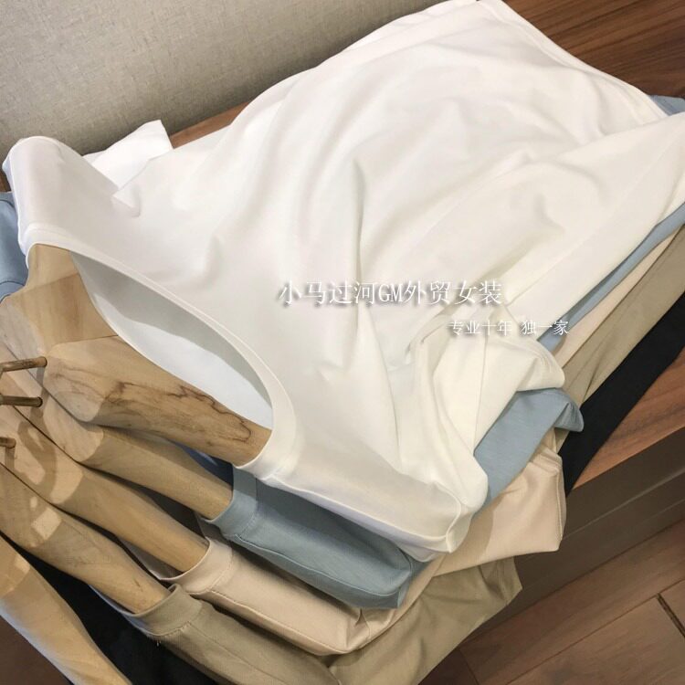 外贸的料品质够纯！轻盈飘逸~垂感到位！！醋酸天丝圆领短袖T恤女