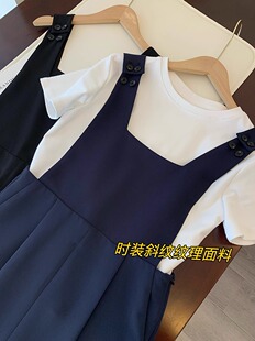 修饰腿型显瘦垂顺直筒休闲阔腿裤 减龄背带裤 女春夏新 AMR