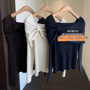 女秋冬新款 设计感小众 显瘦针织打底衫 洋气纽结气质修身 AMR