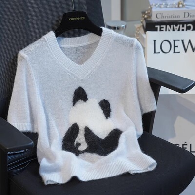 虫小小 柔软进口羊驼毛卡通减龄V领短袖毛衣女薄款针织衫早秋896D