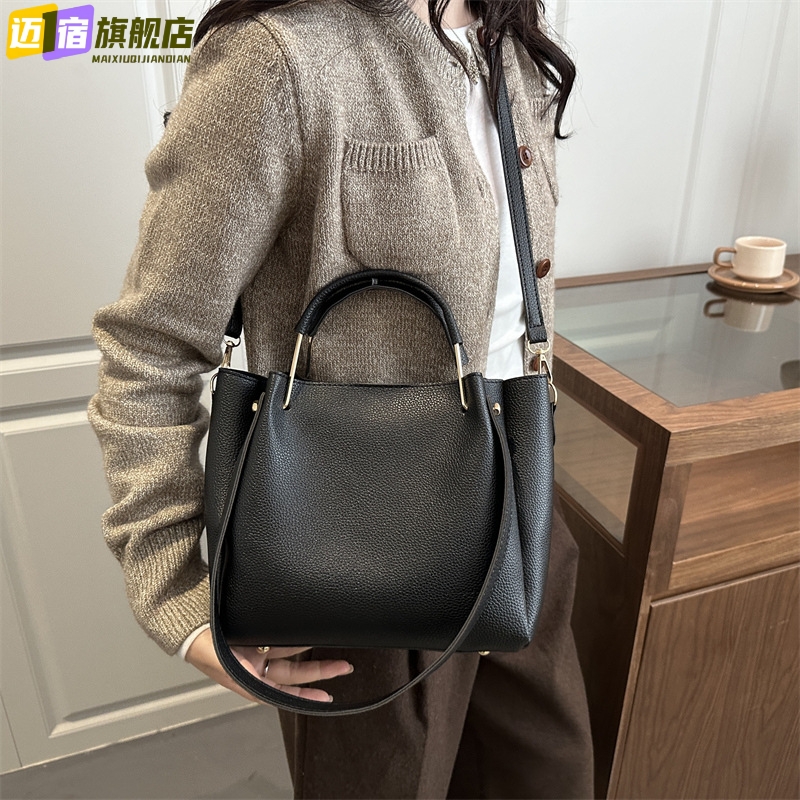 大容量荔枝纹包包女高级感复古百搭通勤单肩斜挎包手提托特水桶包