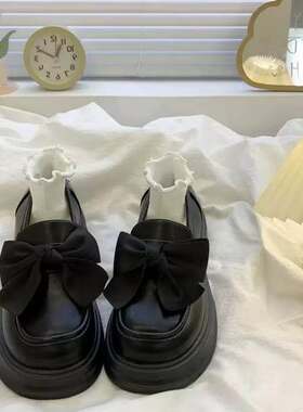 日系甜美蝴蝶结松糕鞋女2026新款春秋玛丽珍全包配裙子jk百搭单鞋