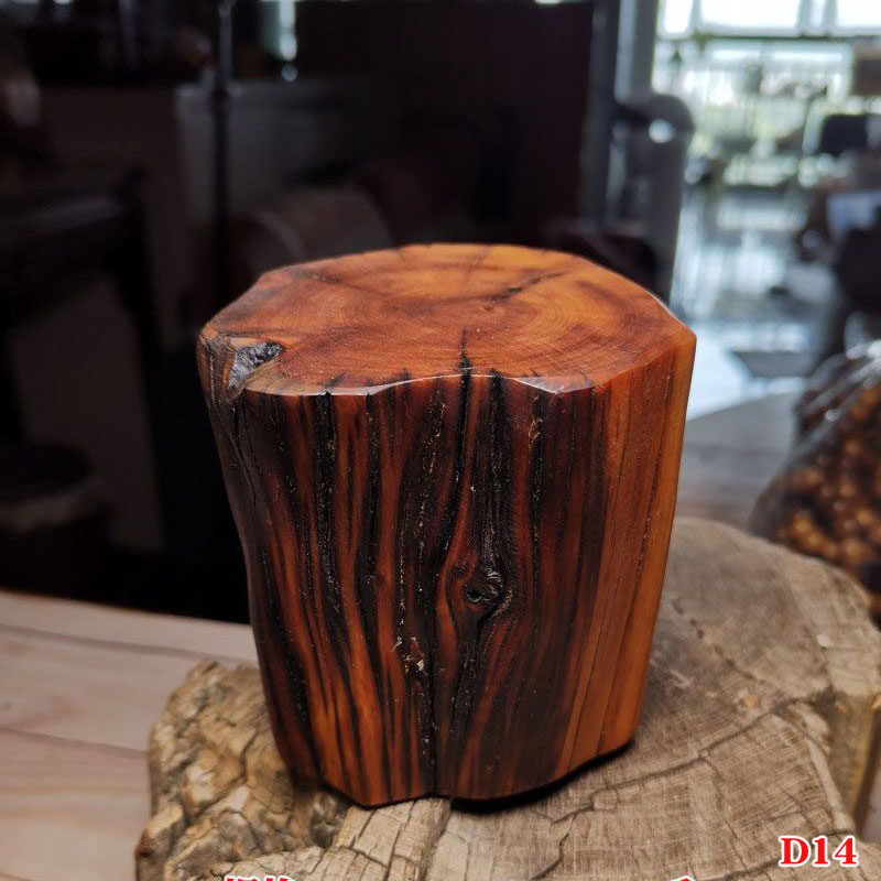 天然太行崖柏意境精美虎皮纹原木小木墩木质底座文玩托减压手把件