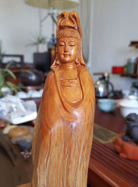 太行崖柏天然手工雕刻观音神像