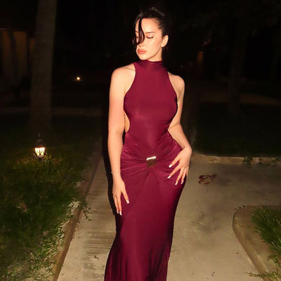 2025夏季无袖性感露背修身收腰连衣裙沙滩长裙飘逸到脚踝超长款