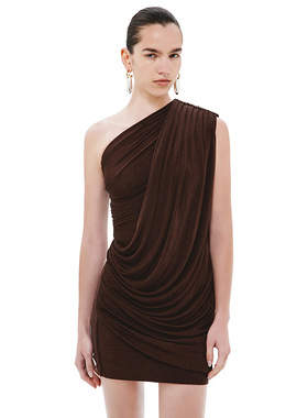 欧美2026霸气干练气场超模秀场气质时尚纯色修身单肩缩褶包臀短裙