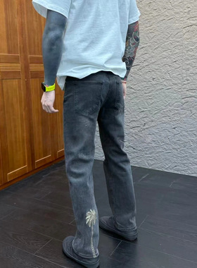 仓石一树秋冬2025新款时尚休闲百搭黑灰色直筒刺绣男士牛仔裤