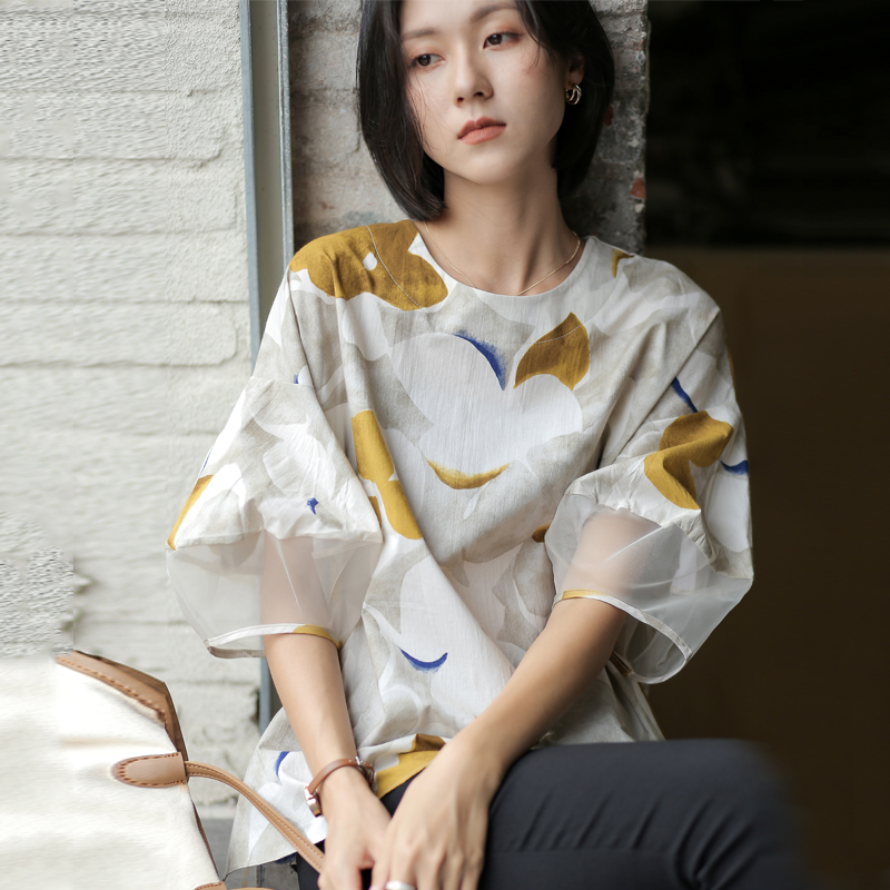 无谓印花上衣2025夏季新款宽松女装圆领五分袖文艺显瘦大码t恤女