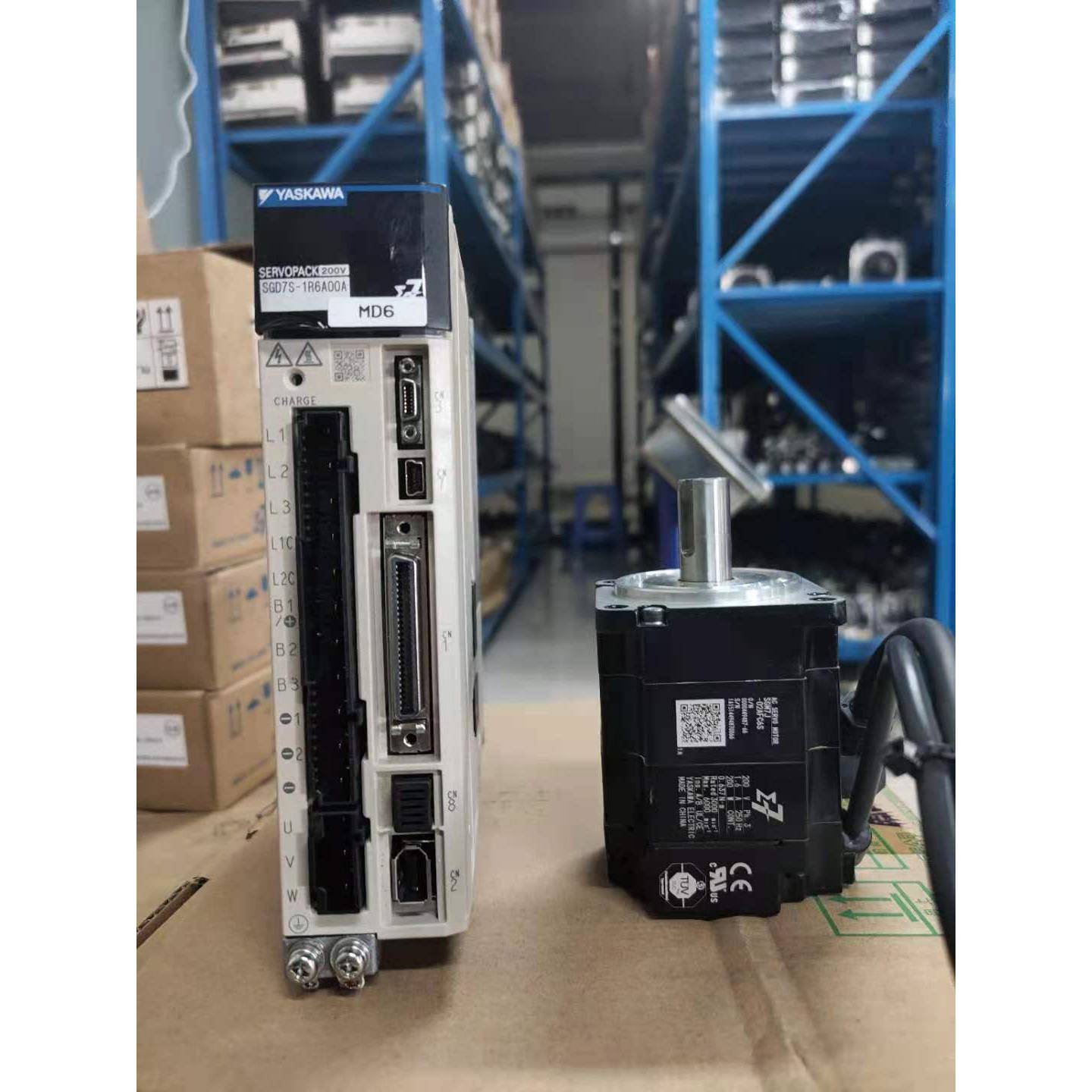 二手安川7系 200W伺服套装SGD7S-1R6A00A+SGM7J-02AFC6S 质保包邮