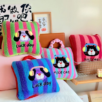 多巴胺猫咪抱枕被子二合一办公室空调毯子两用靠枕车载午睡靠背垫