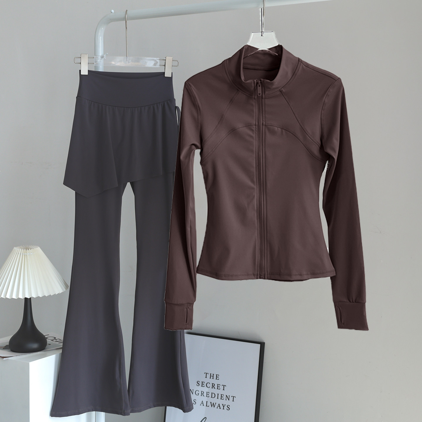 瑜伽服女拼接线外套上衣修身显瘦普拉提训练新款长袖跑步健身套装,运动/瑜伽/健身/球迷用品,瑜伽套装,淘宝优惠券,粉丝福利购,淘宝优惠卷