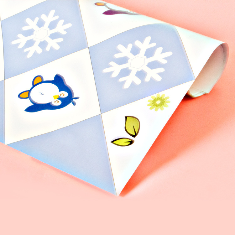 .爱馨新款卡通田园卧室壁纸铝箔防水防油贴纸 自粘无残留简易墙贴