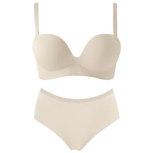 穿出圆圆胸外扩内衣小胸聚拢显大无痕加厚半杯无肩带一片式文胸女