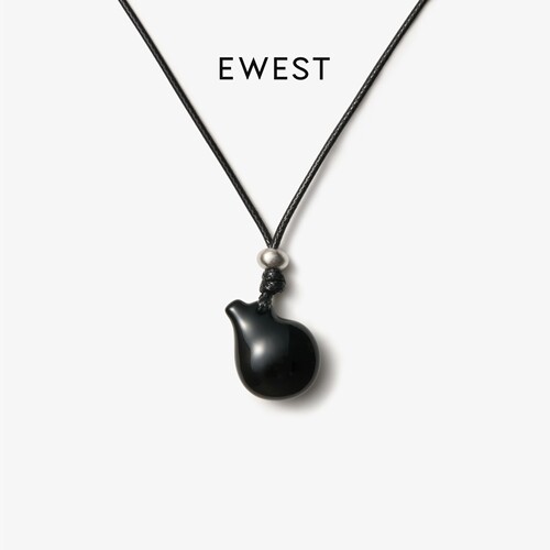 EWEST 黑玛瑙酒壶吊坠项链女款锁骨链原创项坠颈链小众高级感配饰