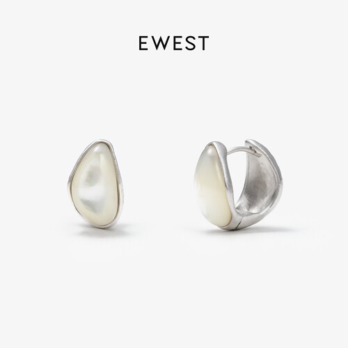 EWEST 新品经典贝母耳扣女士耳钉小众气质耳饰高级感耳环轻奢独特