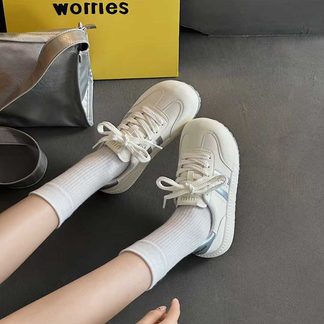 时代印象真皮斜杠时尚小白鞋女2025秋新软底低跟轻便系带休闲鞋子