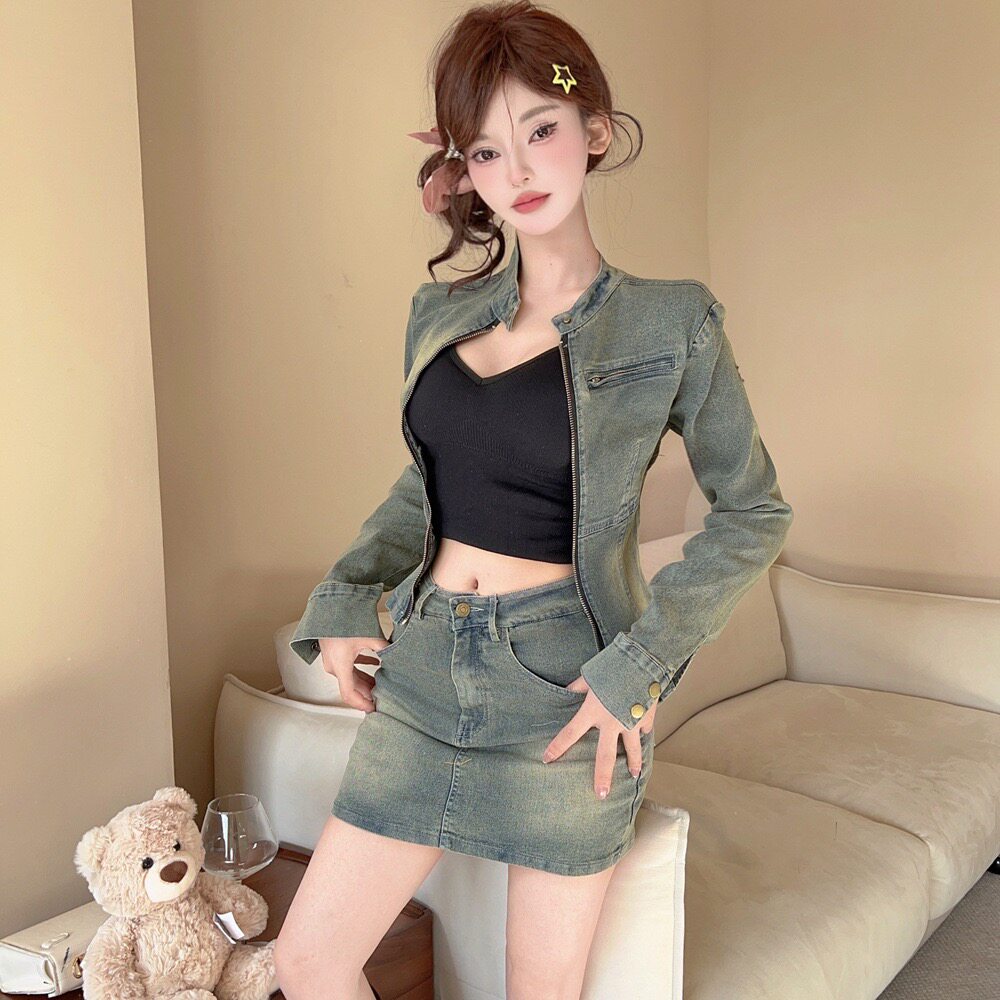 爱依轩美式复古时尚牛仔长袖套装女新款做旧短款牛仔夹克短裙套装